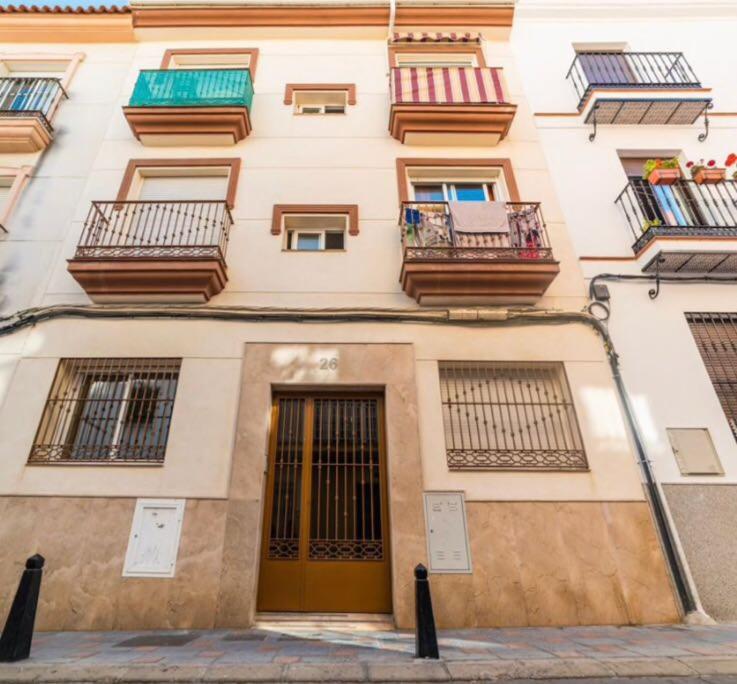 Calle Cuesta Apartment - Near Beach Фуэнхирола Экстерьер фото