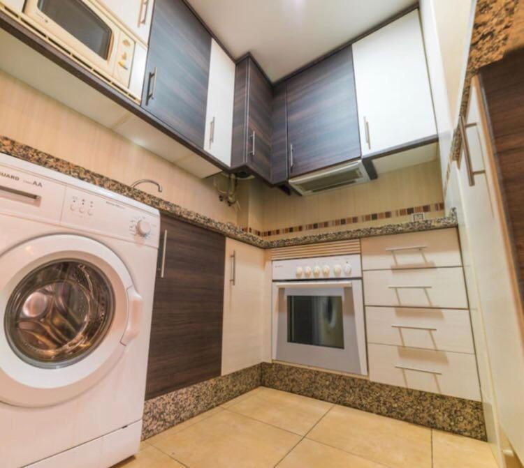 Calle Cuesta Apartment - Near Beach Фуэнхирола Экстерьер фото