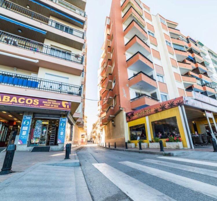 Calle Cuesta Apartment - Near Beach Фуэнхирола Экстерьер фото