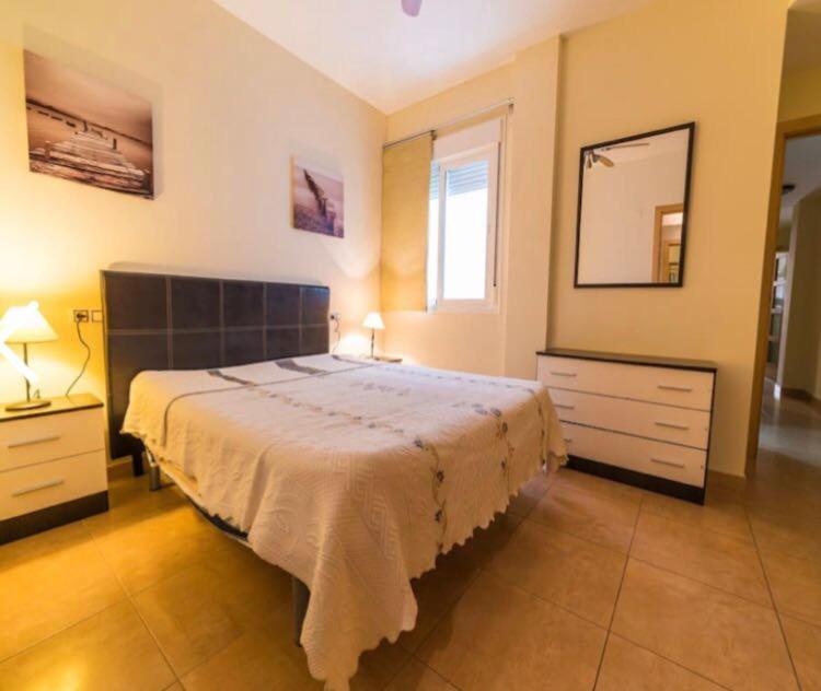 Calle Cuesta Apartment - Near Beach Фуэнхирола Экстерьер фото